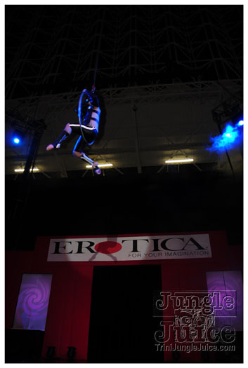 erotica_2010_nov19-199