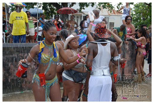 kadooment_day_2010_pt1-264
