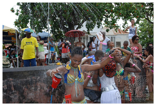 kadooment_day_2010_pt1-265