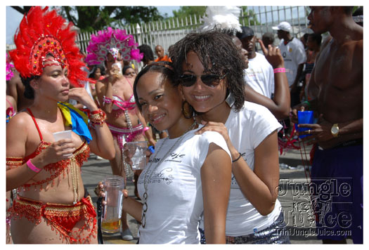 kadooment_day_2010_pt1-271