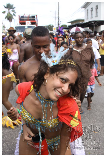 kadooment_day_2010_pt2-245