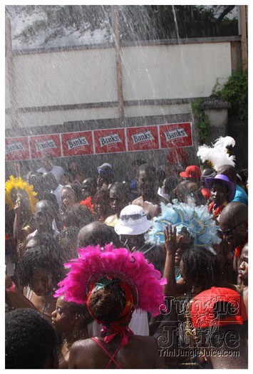 kadooment_day_2010_pt2-263