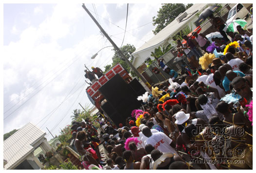 kadooment_day_2010_pt2-265
