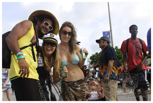 kadooment_day_2010_pt2-289
