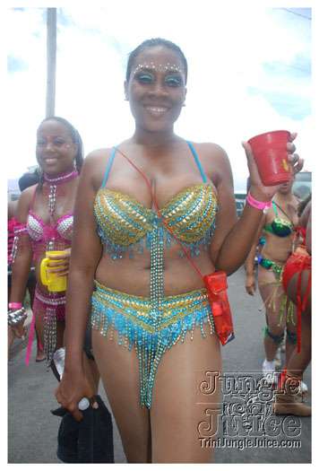 kadooment_day_2010_pt3-108
