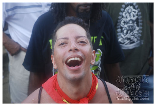 kadooment_day_2010_pt3-240
