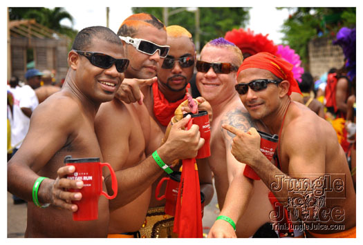 kadooment_day_2010_pt4-111