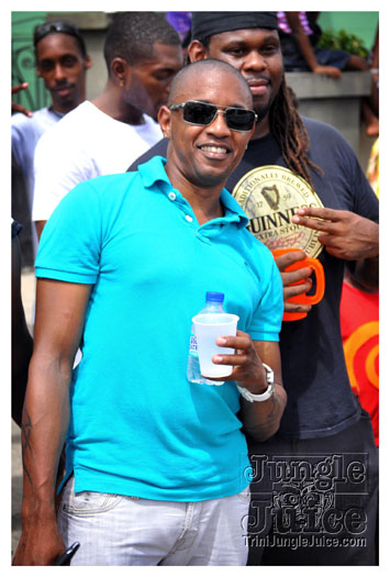 kadooment_day_2010_pt4-226