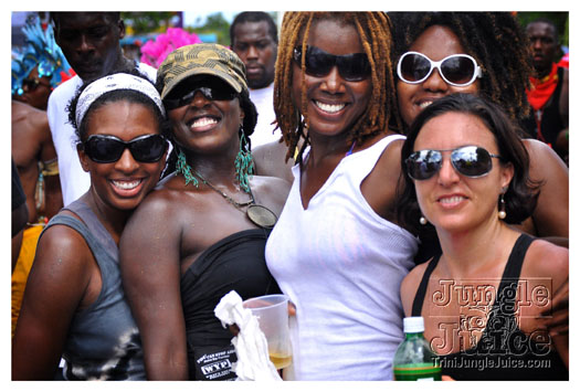 kadooment_day_2010_pt4-238
