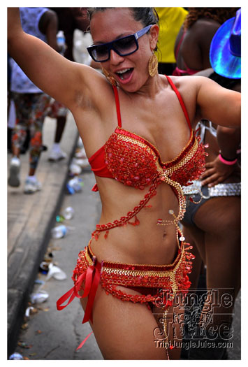 kadooment_day_2010_pt4-240