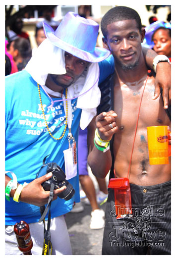 kadooment_day_2010_pt4-249