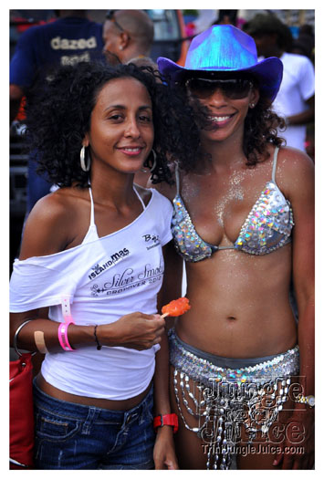 kadooment_day_2010_pt4-265