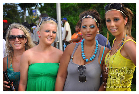 kadooment_day_2010_pt4-288