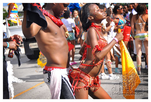 kadooment_day_2010_pt4-302