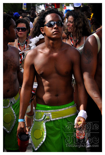 kadooment_day_2010_pt4-304
