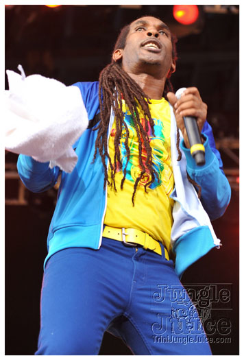 machel_six_flags_2010-169