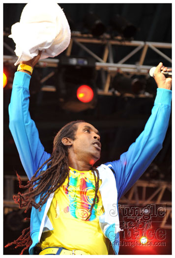 machel_six_flags_2010-171