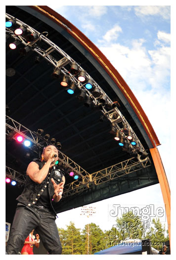 machel_six_flags_2010-196