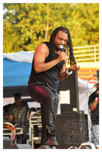 machel_six_flags_2010-200