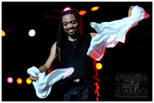 machel_six_flags_2010-238