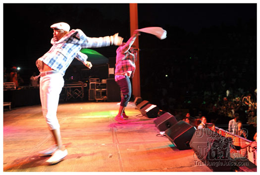 machel_six_flags_2010-248