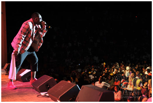 machel_six_flags_2010-251