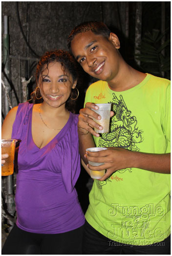 mania_2010-243