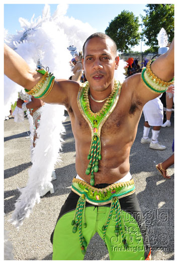 miami_cval_parade_2010_pt1-173