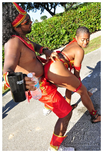 miami_cval_parade_2010_pt1-174