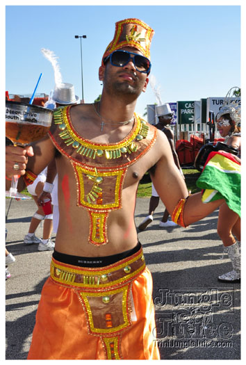 miami_cval_parade_2010_pt1-175