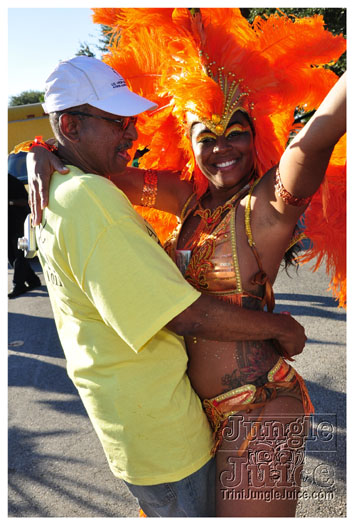 miami_cval_parade_2010_pt1-204