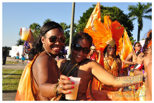 miami_cval_parade_2010_pt1-215