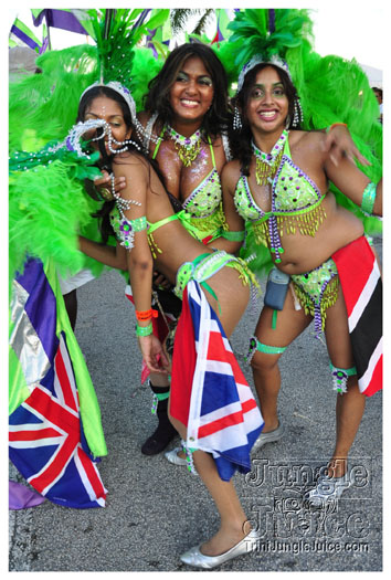 miami_cval_parade_2010_pt1-244