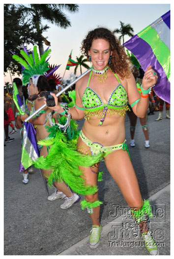 miami_cval_parade_2010_pt1-248