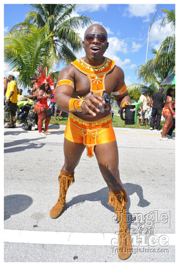 miami_cval_parade_2010_pt2-075
