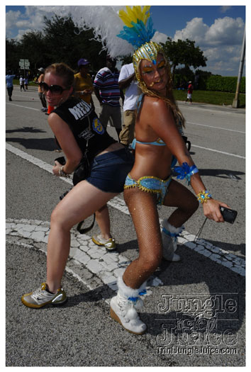 miami_cval_parade_2010_pt2-092