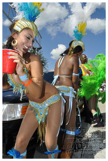 miami_cval_parade_2010_pt2-096