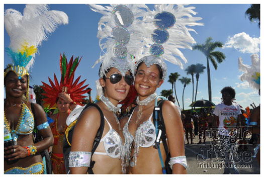 miami_cval_parade_2010_pt2-120