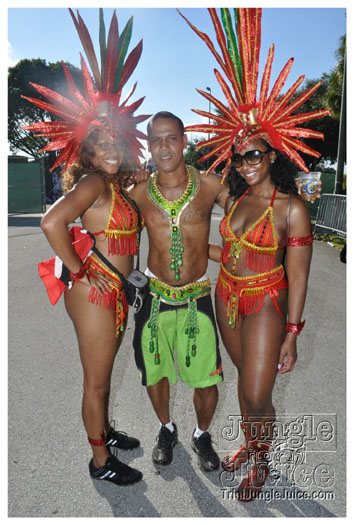 miami_cval_parade_2010_pt2-172