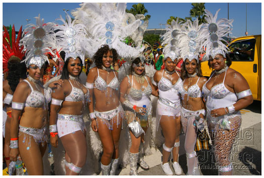 miami_cval_parade_2010_pt3-122