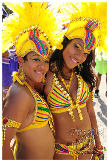 miami_cval_parade_2010_pt4-222
