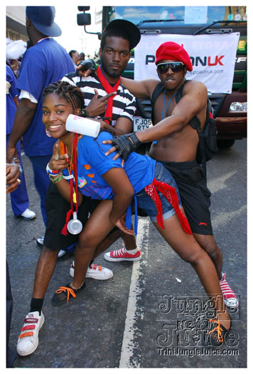nhc_poisonuk_2010-202