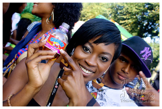 nhc_poisonuk_2010-243