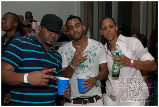 oasis_2010_sep5-100