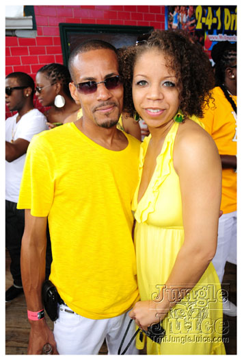rise_n_shine_miami_2010-195