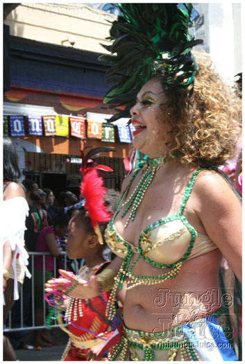 san_francisco_carnival_2010-258