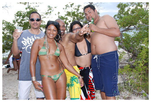 soca_at_de_sandbar_apr7-202