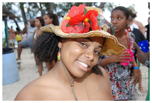 soca_at_de_sandbar_apr7-208
