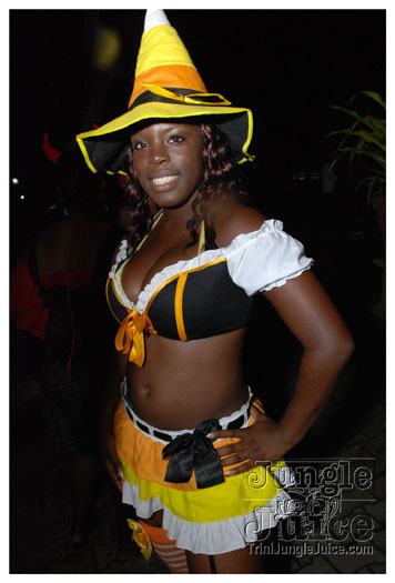 spooked_2010_oct29-230