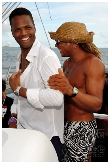 aj_cruise_2011-076